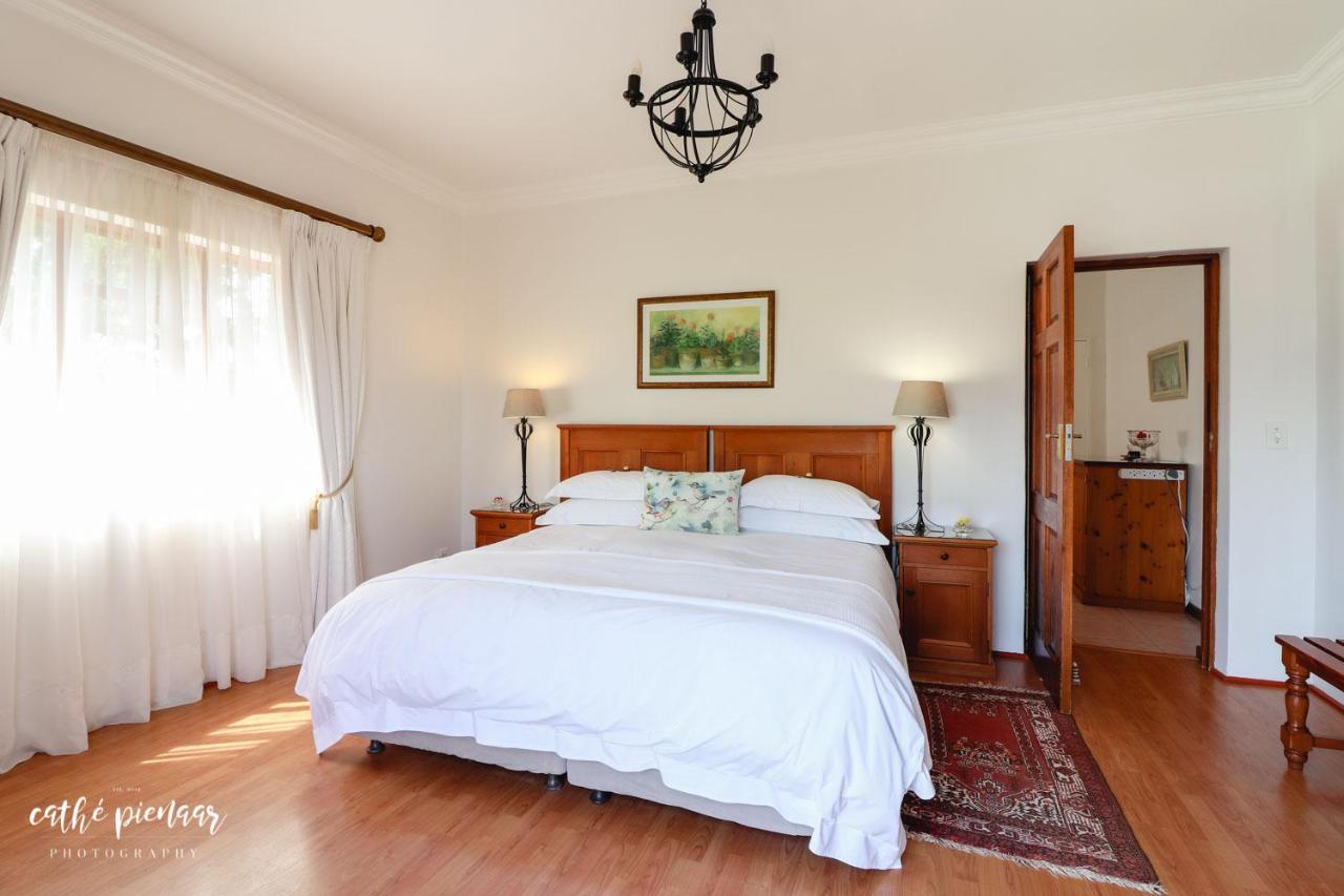 A Tuscan Villa Guest House Фіш-Гоек Екстер'єр фото